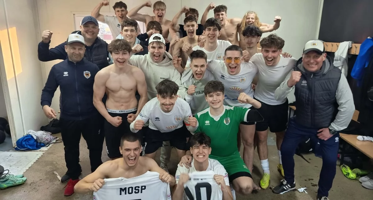 Fot. Fb MOSP Białystok / Ekipa z Białegostoku efektownie wygrywa 5:0 z Supraślanką