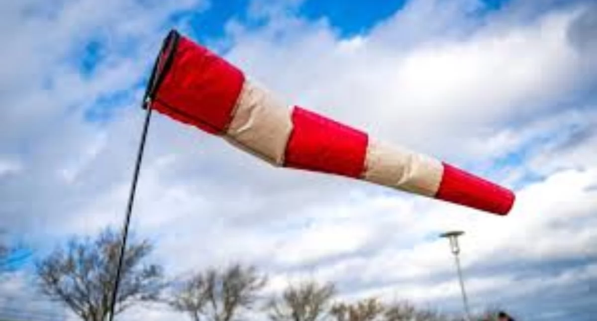 Alert, Silny wiatr Podlaskiem Alert uważajcie! - zdjęcie, fotografia