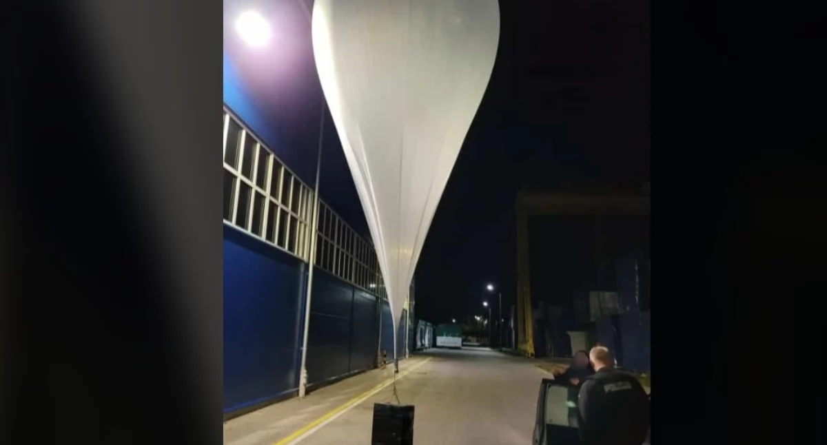 Granica, Kolejna balonów granicy Jeden wylądował samą Warszawą - zdjęcie, fotografia