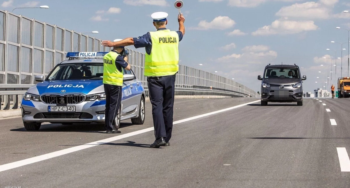 Na sygnale 24, Majówka Policja drogach grupy SPEED akcji Sprawdź bezpiecznie dojechać - zdjęcie, fotografia