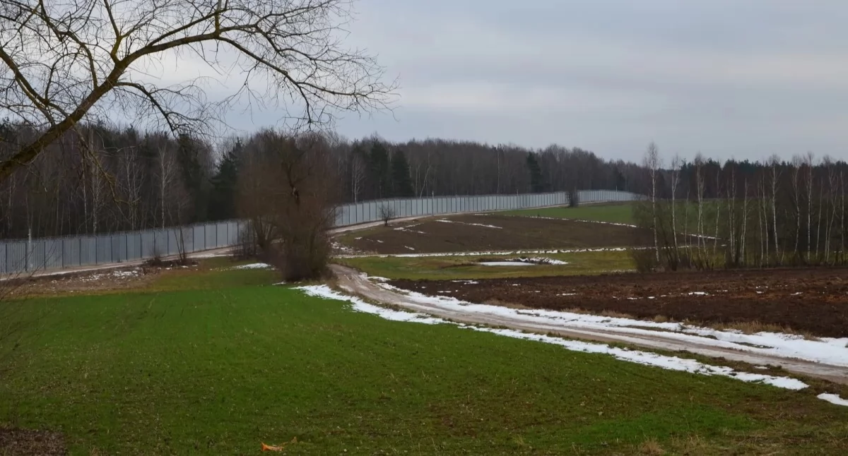 Granica, Niebo Podlasiem ochroną Nowoczesny system antydronowy sprawdza granicy - zdjęcie, fotografia