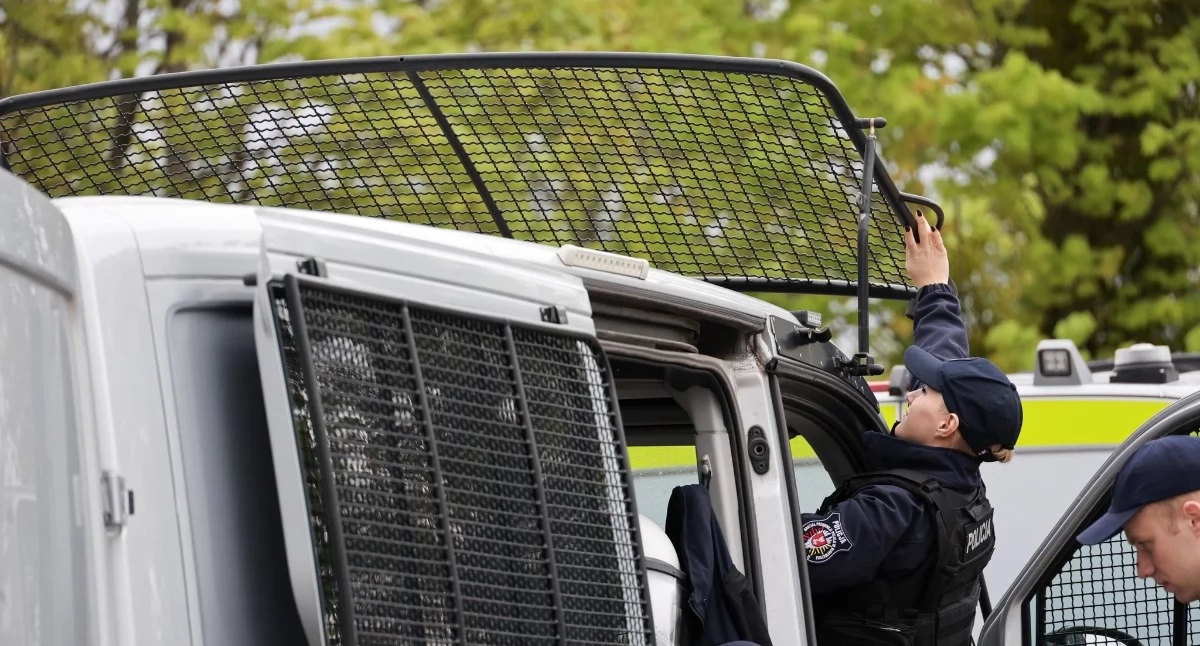 Jagiellonia, Przed meczem było gorąco! Policja powstrzymała kibiców Szczecina - zdjęcie, fotografia