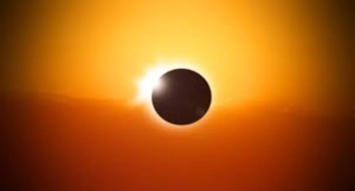 Styl życia, Słońce zamieni ognisty sierp Zobacz kiedy gdzie zobaczyć! - zdjęcie, fotografia