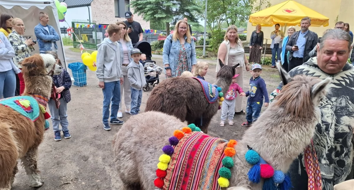 Imprezy kulturalne, Bezcenny oddech trudnej codzienności Wielkie święto rodzin Sochoniach - zdjęcie, fotografia