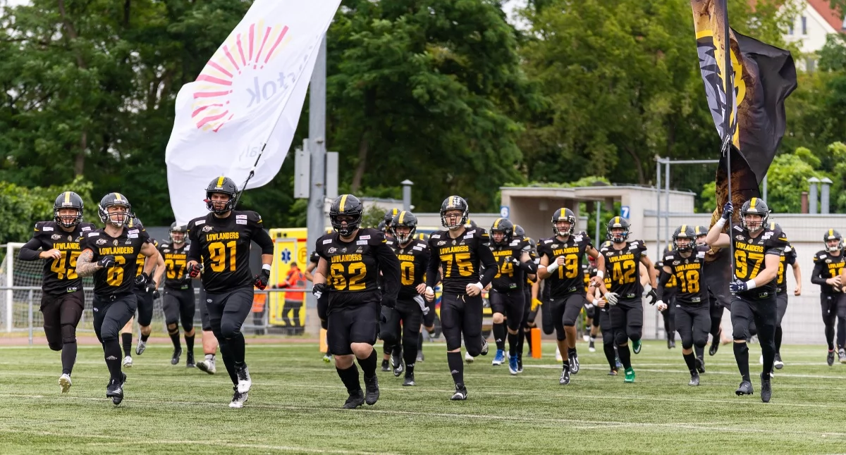 Ludzie z Nizin zdemolowali Jaguary. Lowlanders w półfinale!