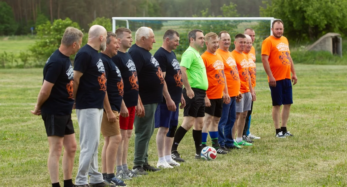 Wielkie starcie w Lubiejkach! Bohaterowie serialu Rolnicy. Podlasie zagrają mecz życia
