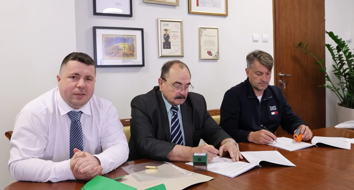 Wiceprezydent Łomży Andrzej Stypułkowski był zadowolony z nowej siedziby Centrum Usług Społecznych 