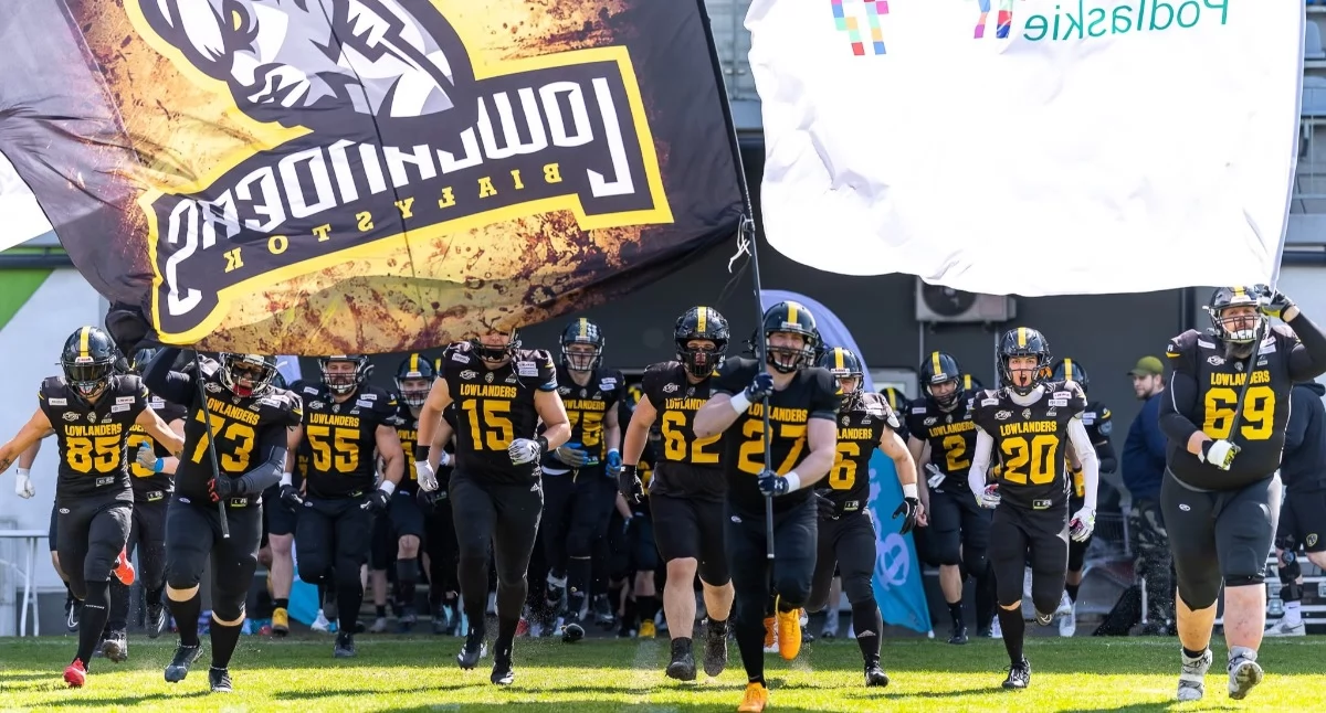 Pozostałe , Półfinał marzeń! Lowlanders Białystok rzucają rękawicę niepokonanym królom Warszawy - zdjęcie, fotografia