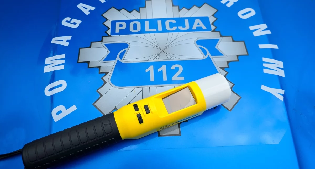 Bohaterska postawa mieszkanki Drohiczyna. Dogoniła i zablokowała pijaka na motorowerze!