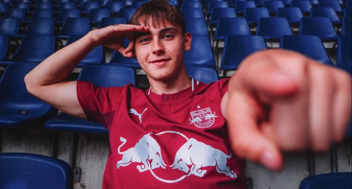 Oficjalny debiut wychowanka Jagiellonii. Bartosz Mazurek zagrał w barwach Salzburga