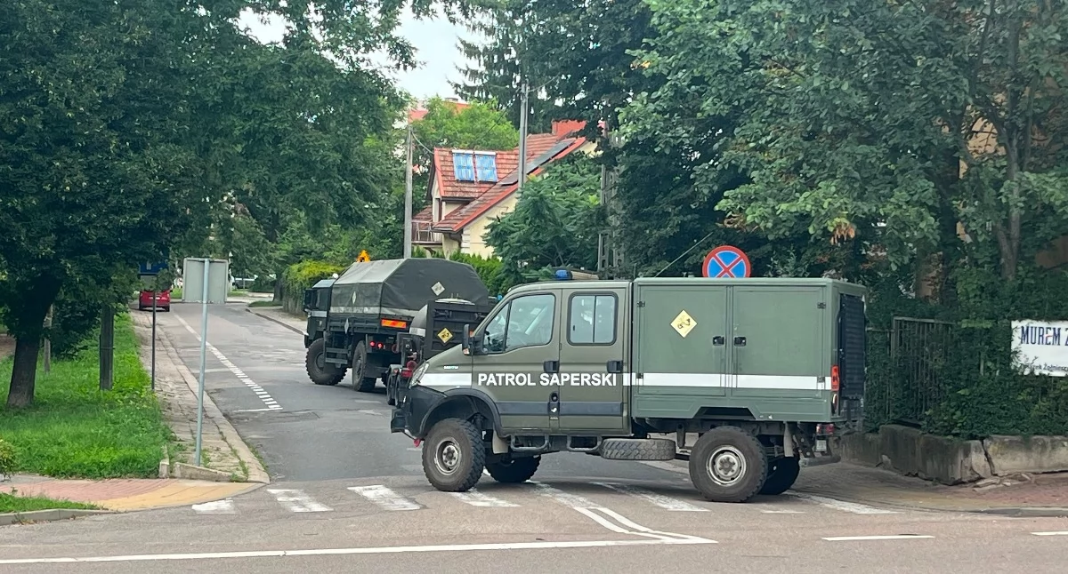 Mina przeciwpancerna w centrum Łomży! Ewakuowano policję