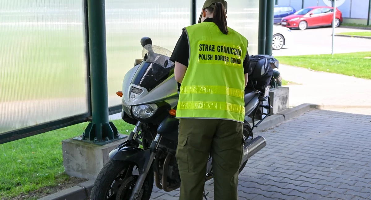 Granica, Akcja Straży Granicznej Odzyskali kampera motocykl! - zdjęcie, fotografia