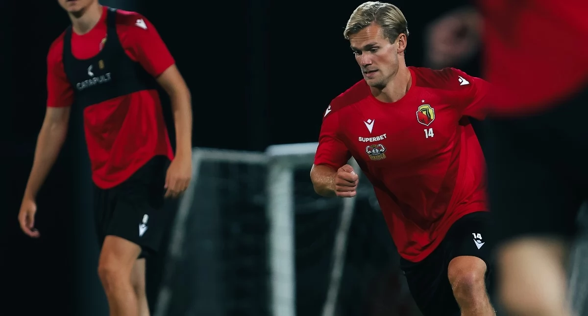 Jagiellonia dopina kolejny transfer. Szwed wzmacnia środek pola