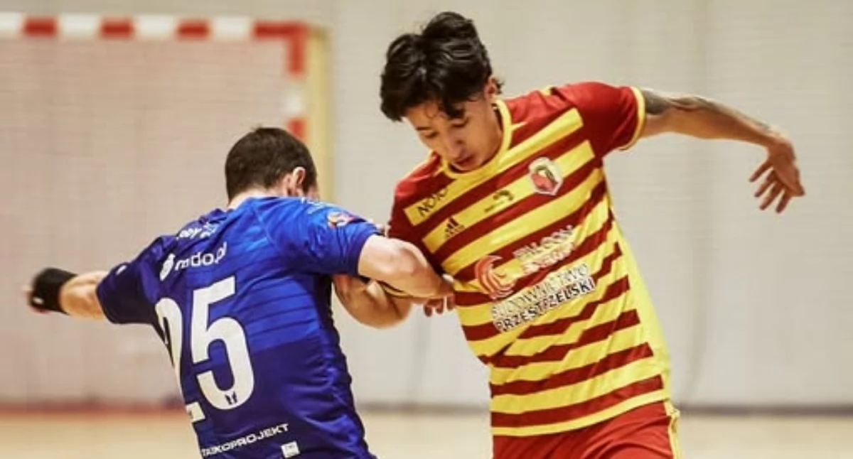 Bolesna lekcja futsalu i wysoka porażka Jagiellonii