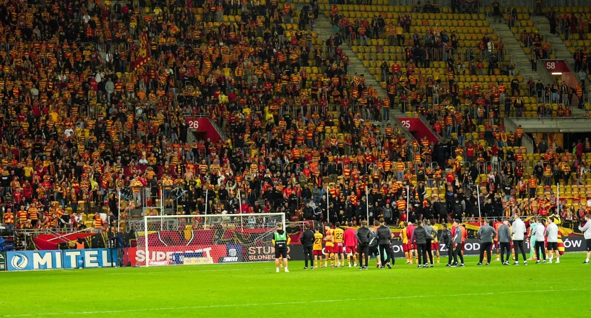Zimny prysznic na Słonecznej: Jagiellonia przegrywa z Legią po festiwalu błędów i niewykorzystanych szans