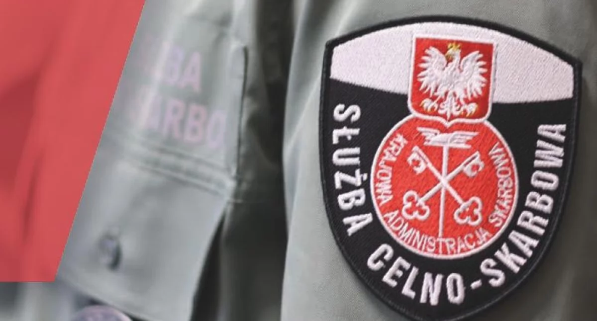 Służba Celno-Skarbowa na Podlasiu szuka mundurowych. Dobre zarobki i 10 wolnych etatów!
