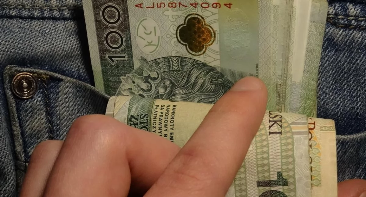 300 plus do emerytury za lata szlachetnej postawy? Rząd ucina nadzieje seniorów