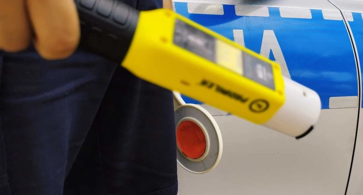 Nocne ekscesy w Dąbrowie i Bielsku Podlaskim. Zablokowany numer 112 i złamany zakaz sądowy