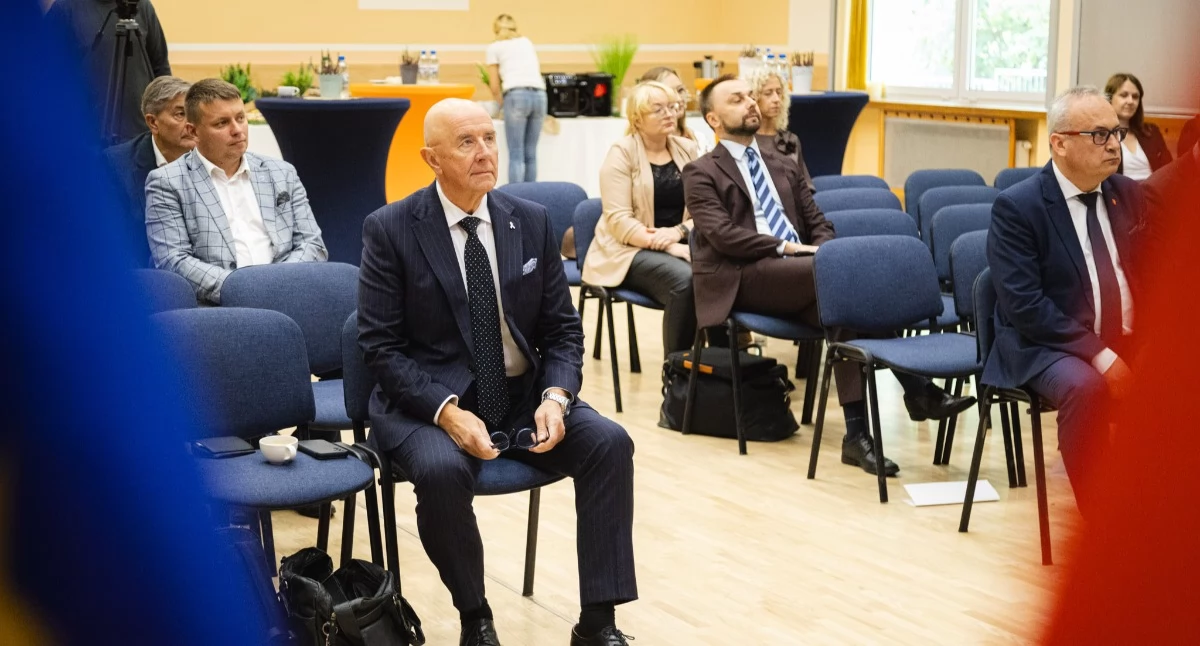 Augustów, polityczne salony i puste krzesła czyli klapa konsultacji i dnia turystyki!