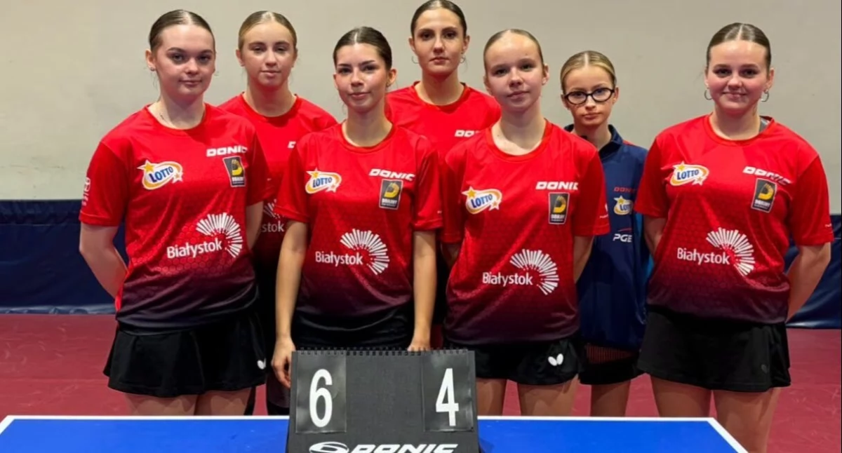 Tenis stołowy, Niezwykły weekend Dojlid Sensacyjne zwycięstwo białostoczanek - zdjęcie, fotografia