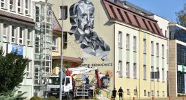 mural-z-sienkiewiczem1