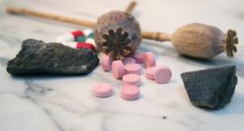 drugs-1095241-m
