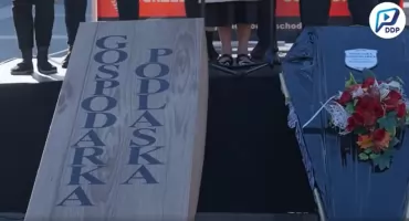 Pogrzebowy marsz gospodarki w Białymstoku. Zabili ją rządzący