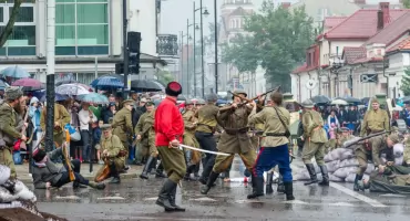 Żywa lekcja historii w sercu Białegostoku: uczcijmy 105. rocznicę bitwy białostockiej