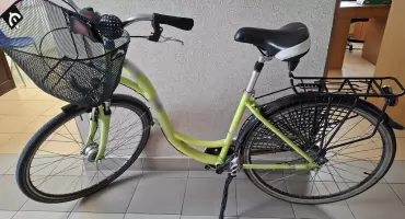 Białostocki złodziej ukradł rower i... przypiął go, bo bał się kradzieży. Wpadł na targu