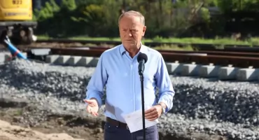 Donald Tusk w Łomży. Co powiedział premier o kolei i bezpiecznych granicach? 