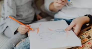 500 zł miesięcznie dla rodziców! Sprawdź, jak otrzymać wsparcie Aktywnie w domu