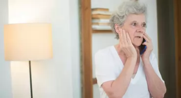 Ostrzeżenie dla seniorów: ZUS nie dzwoni z ofertą podwyżki emerytury!