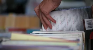Jesienne łowy literackie U Giedroycia: zdobyć białe kruki i wesprzeć zbiory
