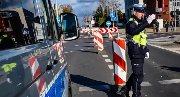 Wszystkich Świętych: zobacz jak poruszać się autem w rejonie cmentarzy [MAPY]. Autobusy bezpłatne