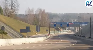 Przejścia graniczne otwierają się w poniedziałek. Przedsiębiorcy pytają o straty i oskarżają polityków 