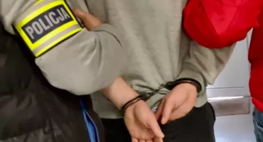 Z S8 prosto do aresztu: nocny spacer 39-latka zakończony zarzutem posiadania narkotyków