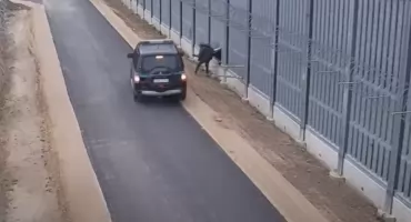 Brak migrantów na granicy. To chwilowa przerwa czy koniec szturmu?