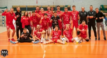 REA BAS gra w kratkę. 