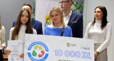 Recykling i segregacja odpadów. Łomżyńskie szkoły w ekologicznej rywalizacji