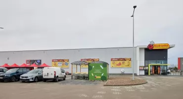 Zakupy w Biedronce do 1 w nocy