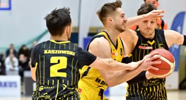 Trzy kwarty to za mało: Żubry znowu poległy. Jest coraz gorzej 