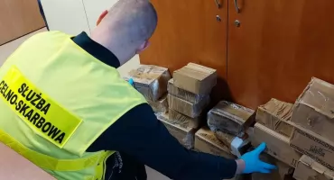 Kurierem do Polski bez akcyzy. Służby udaremniły przemyt wyrobów do waporyzacji