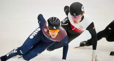 Ależ forma zawodników z Białegostoku przed igrzyskami! Medale Juvenii w short-tracku