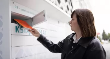 Książka na uczelni o każdej porze. Biblioteka Politechniki Białostockiej uruchomiła książkomat