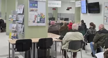 Bez kolejek w podlaskim ZUS-ie. Coraz więcej spraw da się załatwić po wcześniejszym umówieniu