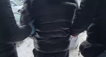 Złodziejska para zatrzymana. Kradzieże w drogeriach i amfetamina w mieszkaniu