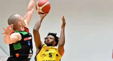 Sportowy weekend w cieniu zwycięstwa Żubrów