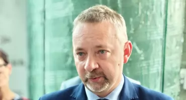 PKS Nova story. Prokurent zamiast prezesa. Wojno miał odejść, ale koordynuje transport 