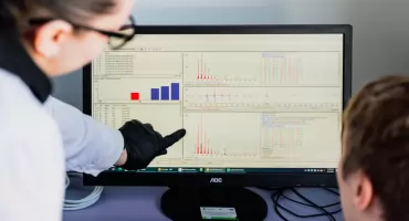 Nowy kierunek na UwB. Chemia kryminalistyczna już od roku akademickiego 2026/2027