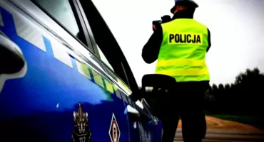 Ciężka noga słono kosztuje, a kolejny kierowca stracił prawko pod Knorydami